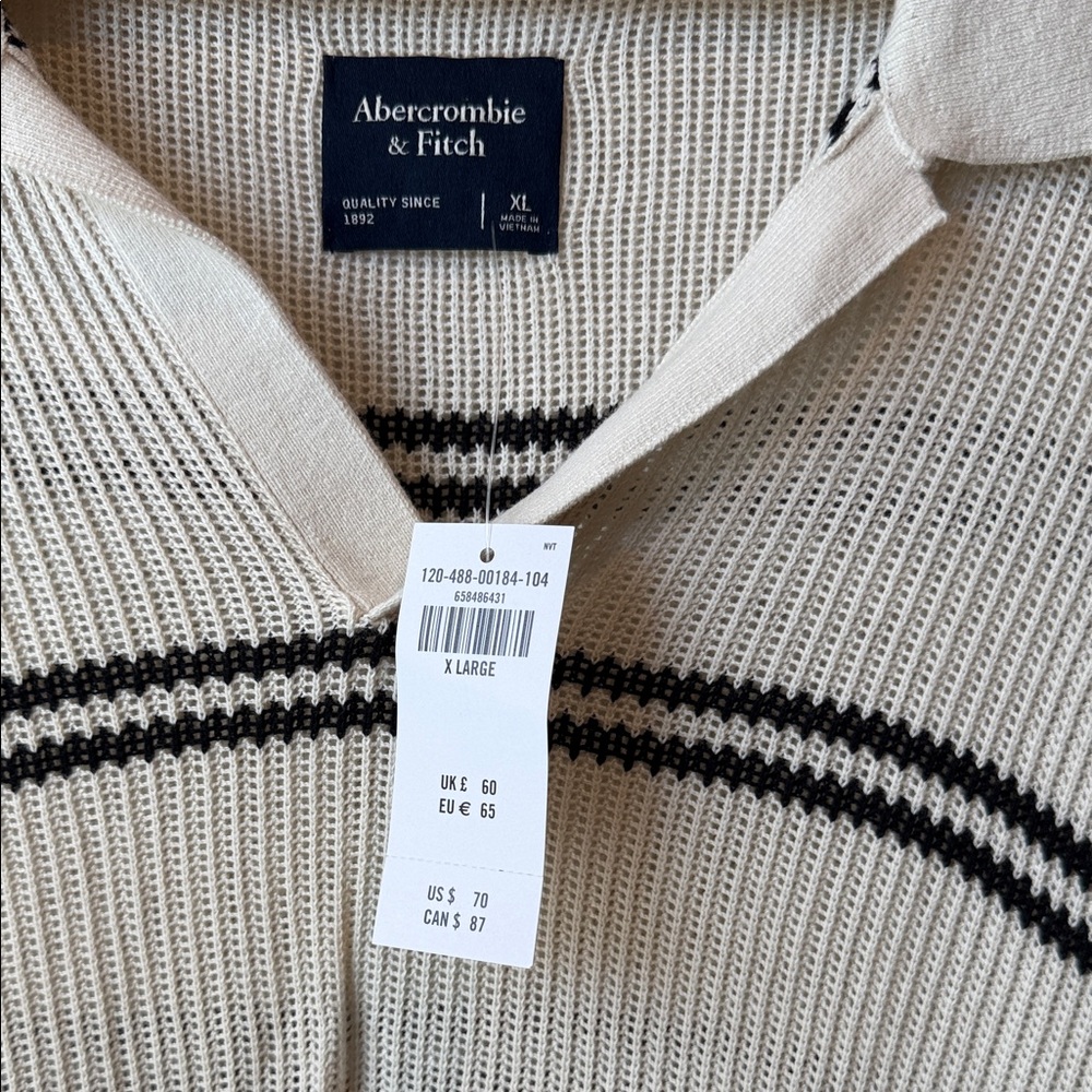 NWT Abercrombie & Fitch Cream and Black Knit Top